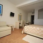 Natalia Apartmanhotel Podgora